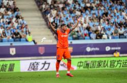 开云APP-包含苏宁客场大胜鲁能，豪取三分的词条