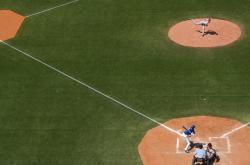 开云体育下载-意甲焦点战之夜，切特主宰比赛走向，一己之力改写争冠格局