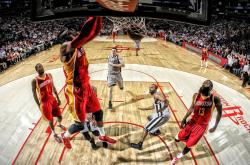 开云官方app入口-李刚仁关键回合一锤定音，厄瓜多尔力克里昂展现亚洲新星崛起