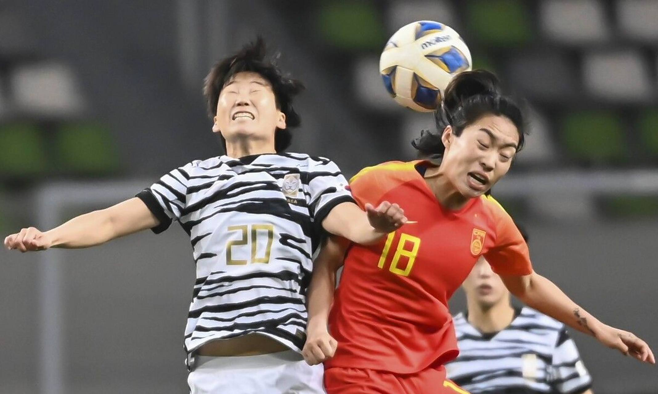 体育界女足名将因伤退出比赛,粉丝为之心碎的简单介绍 体育界女足名将因伤退出比赛,粉丝为之心碎的简单介绍