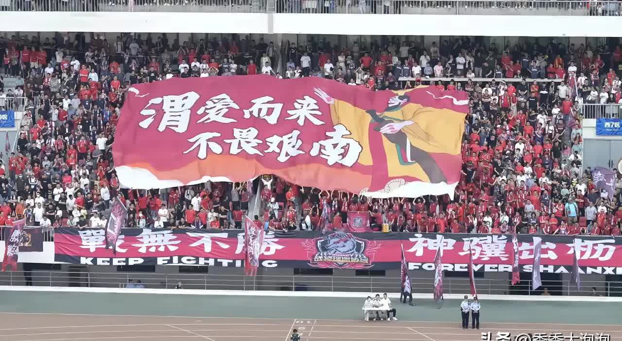 关于强强对话!中国球队国际赛场披荆斩棘的信息 关于强强对话!中国球队国际赛场披荆斩棘的信息